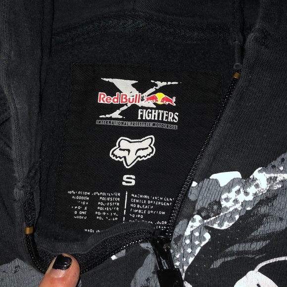 zip up - Picture 2 of 2